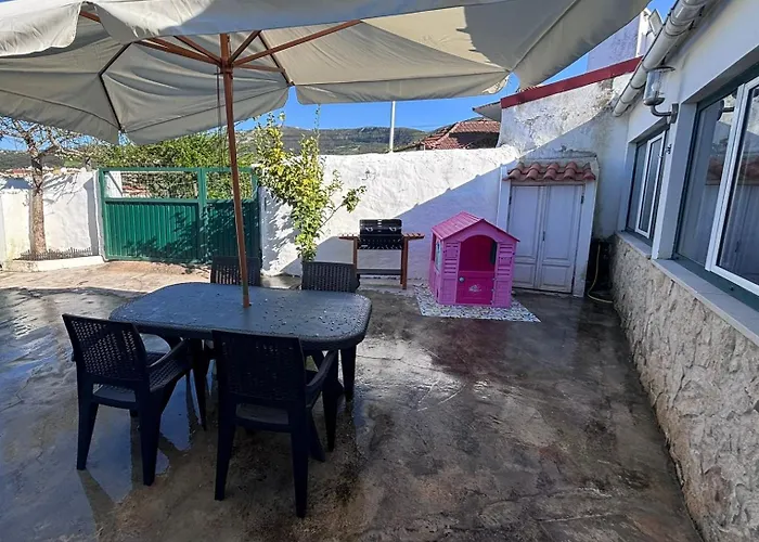 Pensionat Casinha No Coracao Do Oeste - Ventosa Cadaval